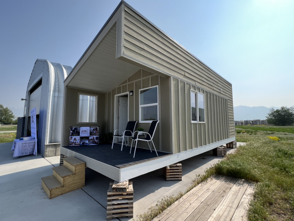Utah high schoolers build tiny homes for the homeless