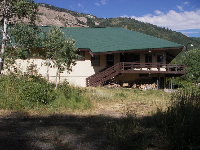 Picture of Environmental Center in Summer