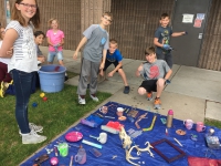 Country View 5th graders experiment with hydro-dipping and physical changes
