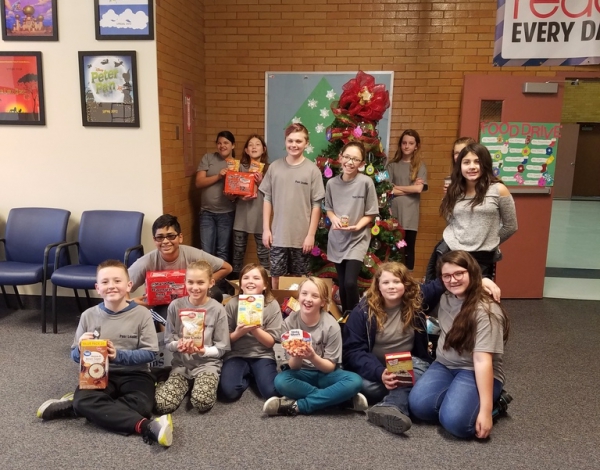 Municipal&#039;s Peer Leaders Hold Food Drive For Local Food Bank