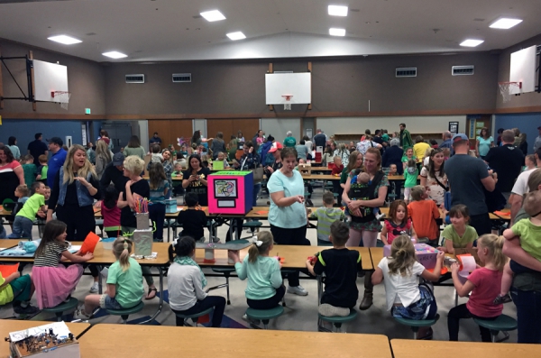 Farr West Elementary Holds Annual &quot;First Grade Inventions Day&quot;