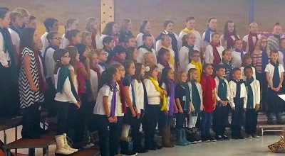 Valley View Students Sing At Their Christmas Concert